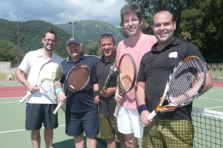 Quatre equips absoluts del Club Tennis Guíxols debuten als campionats gironins