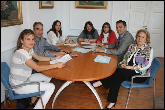 L’Ajuntament de Sant Feliu ajuda les famílies en part del cost dels llibres de text