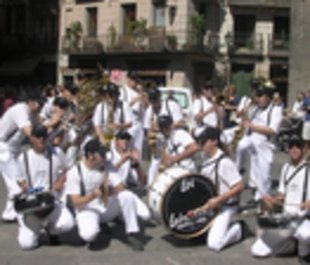 Amb molt d’ambient a la festa de la cervesa de Platja d’Aro.