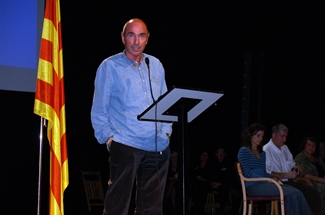 Ple al Teatre en la presentació del Baix Empordà per la Independència