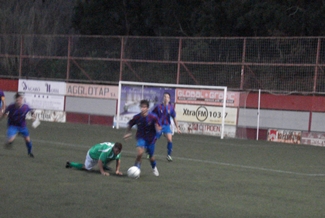 FUTBOL, 1a CATALANA Guanyar sense allunyar el patiment