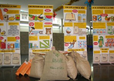 Continuen les exposicions i les trobades del Club de Lectura d´adults a la Biblioteca