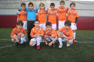 Les cròniques dels partits de l´Escola als torneigs nadalencs Les cròniques dels partits de l´Escola als torneigs nadalencs