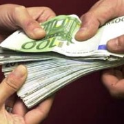 3 marroquins residents a Sant Feliu detinguts en un control amb 20.900 € al cotxe 3 marroquins residents a Sant Feliu detinguts en un control amb 20.900 € al cotxe