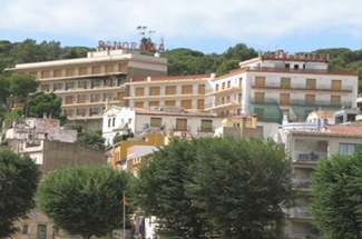 Sant Feliu fa lloc per a quatre grans hotels dins del POUM