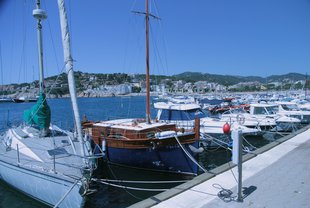 Una entitat vol salvar la nàutica popular a Sant Feliu Una entitat vol salvar la nàutica popular a Sant Feliu