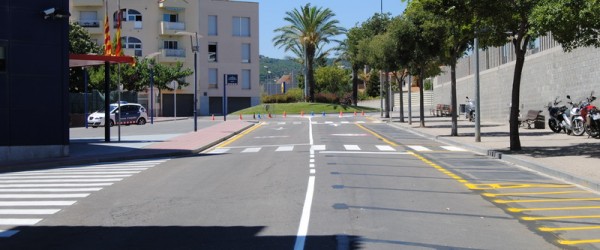 PART DEL CARRER CANIGÓ TORNA A DUES DIRECCIONS