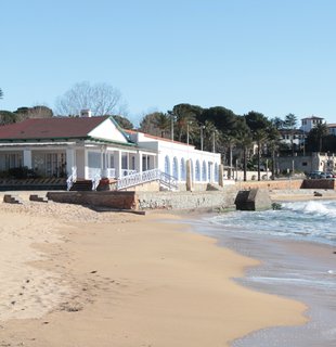 Sant Feliu vol que s’ajorni el tancament de La Taverna del Mar
