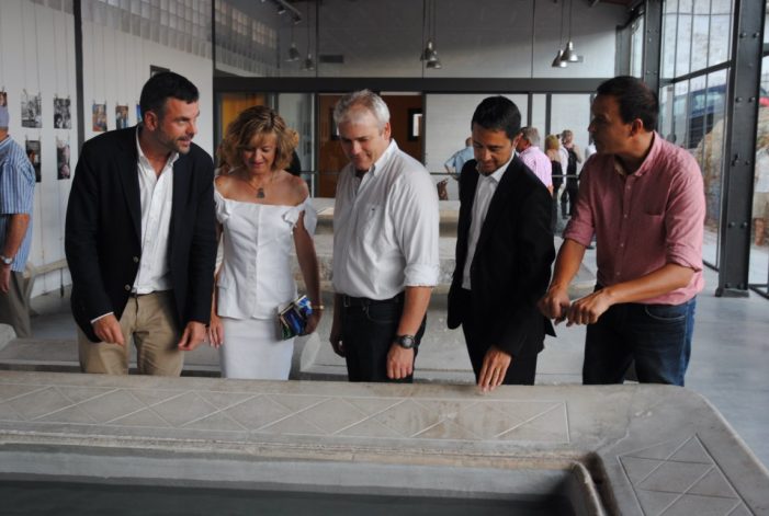 El conseller Santi Vila i l’alcalde Joan Alfons Albó inauguren la rehabilitació dels safaretjos modernistes de Sant Feliu de Guíxols