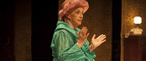MONTSERRAT CARULLA AL TEATRE