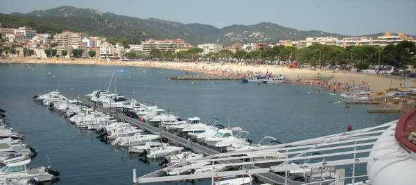 4 NOTÍCIES + 4 IMATGES DE SANT FELIU