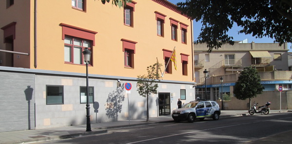 AGENT DE LA POLICIA LOCAL DENUNCIA AL CAP