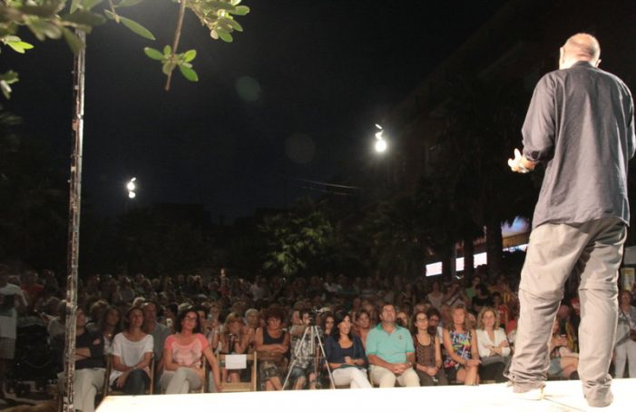 Mig miler de persones a Sant Feliu amb Junts pel Sí