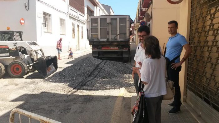 Asfalt als carrers Boera i Santa Magdalena