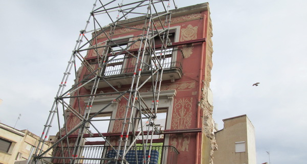 L’ELKE CONSERVARÀ LA CORNISA, GRAVATS I BARANES