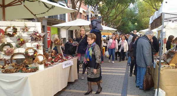 ACTIVITATS DE GUÍXOLS COMERÇ I TURISME