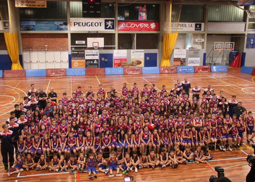 PARTIT INFINIT DE BÀSQUET A BENEFICI DE LA MARATÓ DE TV3 PARTIT INFINIT DE BÀSQUET A BENEFICI DE LA MARATÓ DE TV3