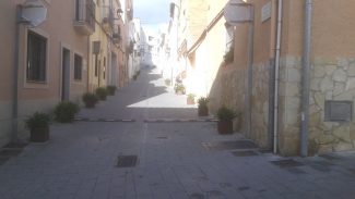 El tancament del carrer Nou del Garrofer, a l’Assemblea veïnal