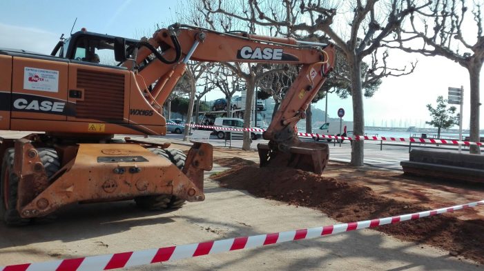 Reposició del sauló del Passeig del Mar