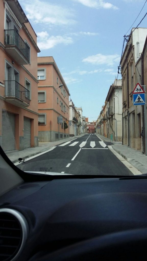 El carrer Santa Magdalena, totalment practicable