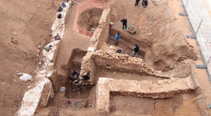 Les prospeccions al monestir descobreixen restes arqueològiques