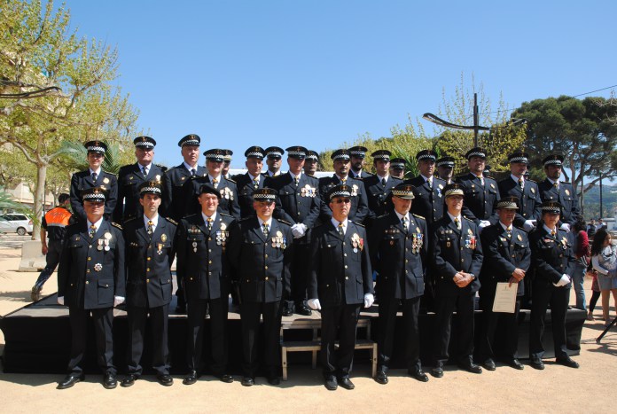 Les escopetes de la policia de Sant Feliu podrien no arribar mai