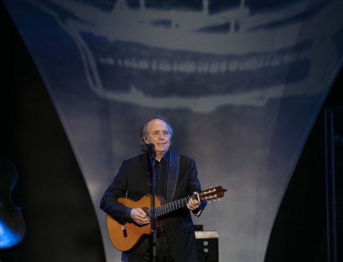 Serrat suspèn sis concerts, inclòs el de la Porta Ferrada Serrat suspèn sis concerts, inclòs el de la Porta Ferrada