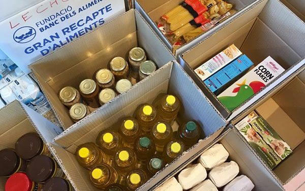 Castell-Platja d’Aro recull més de 6.198 quilos d’aliments per ajudar a les famílies vulnerables i amb menys recursos del municipi Castell-Platja d’Aro recull més de 6.198 quilos d’aliments per ajudar a les famílies vulnerables i amb menys recursos del municipi
