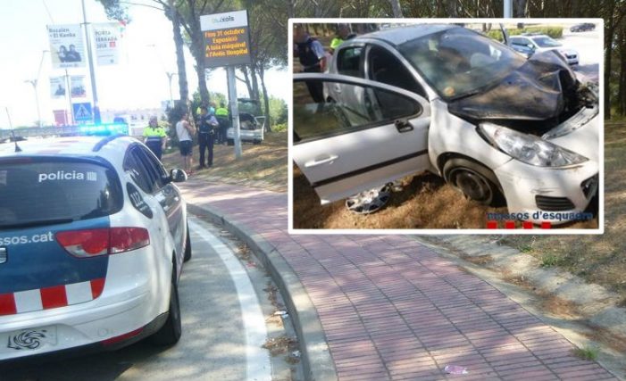 Tres joves es barallen, en veure la policia fugen amb el cotxe i s’accidenten amb un xofer al volant begut i drogat a Sant Feliu de Guíxols