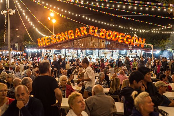 Comença el muntatge de la Festa de la Cervesa de Platja d’Aro que arrancarà aquest divendres amb l’objectiu de mantenir i superar els 25.000 visitants dels darrers anys