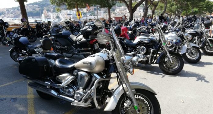 Un total de 900 motos a la 15a Trobada de Sant Feliu Un total de 900 motos a la 15a Trobada de Sant Feliu