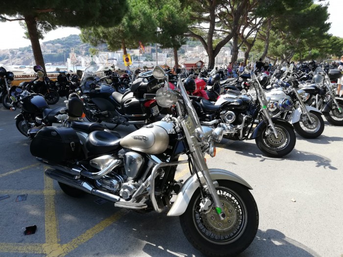 Un total de 900 motos a la 15a Trobada de Sant Feliu