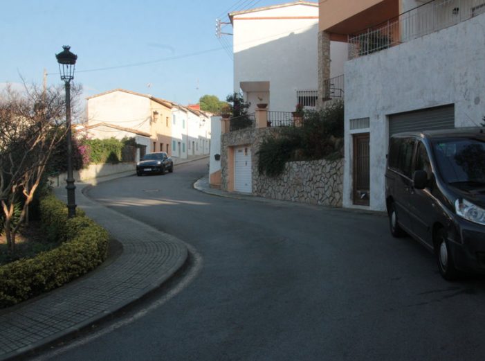 Reordenació viària al barri de la Pineda de Can Tell de Sant Feliu