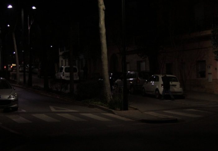Més llum, de nit, en passos zebra de Sant Feliu