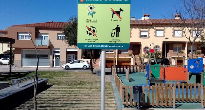 Campanya a favor del compliment de la normativa d’animals de companyia a Santa Cristina Campanya a favor del compliment de la normativa d’animals de companyia a Santa Cristina