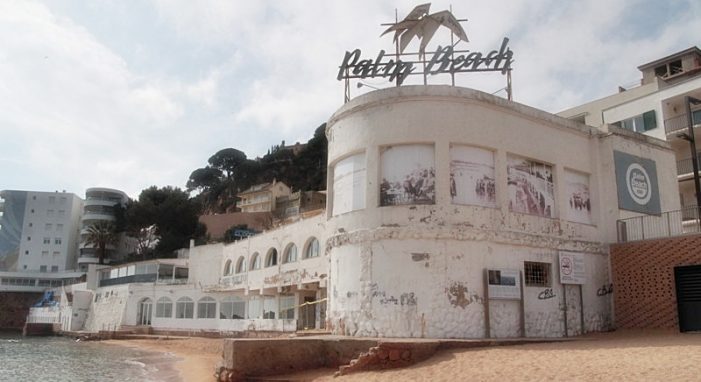 Sant Feliu de Guíxols vol la concessió de l’edifici Palm Beach per rehabilitar-lo i evitar que es degradi