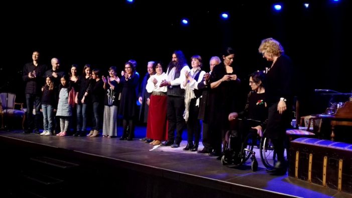 Gran èxit de la III revetlla de Sant Jordi de Santa Cristina, que combina el gènere epistolar amb música