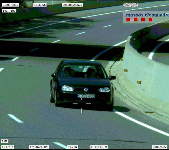 Denuncien un conductor que circulava a 175 km/h Denuncien un conductor que circulava a 175 km/h