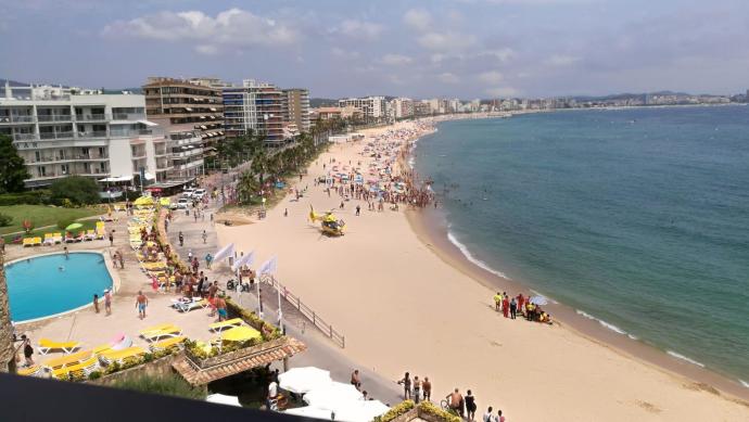 Un home de 88 anys mor ofegat a la platja de Torre Valentina, a Calonge