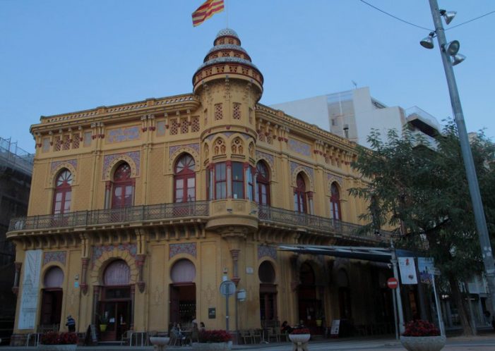 Un pla per posar al dia el Casino dels Nois a Sant Feliu