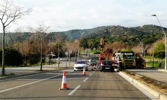 Ja s’han iniciat les feines d’asfalt a la Ronda de Ponent