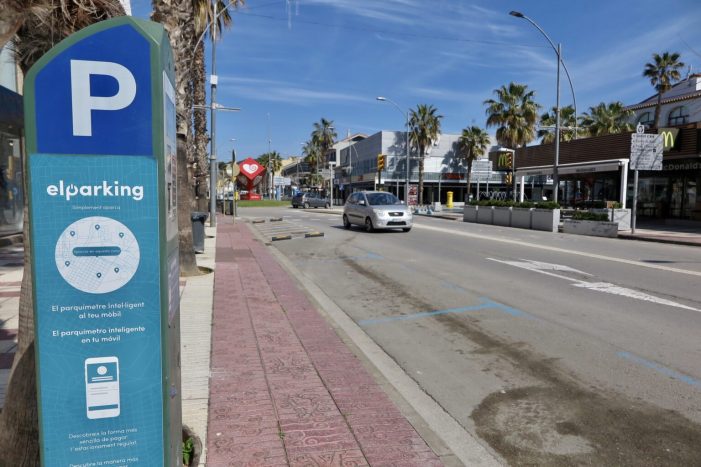 La zona blava gratuïta i suspesa la rotació a la Plaça d’Europa durant l’estat d’alarma