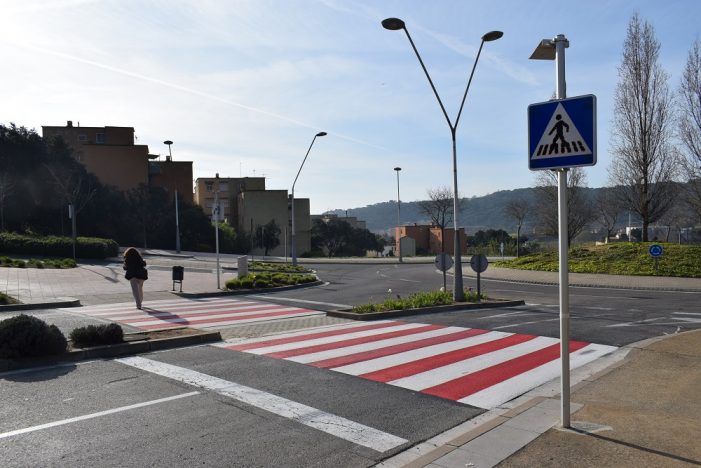 L’Ajuntament reforça la visibilitat dels passos de vianants de la ciutat