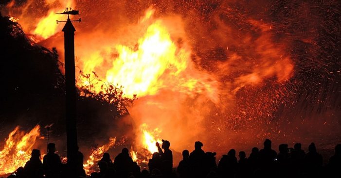 L’AJUNTAMENT EXECUTA TREBALLS D’OBERTURA I MANTENIMENT DE LES FRANGES DE 25 METRES DE PROTECCIÓ DEL FOC A DIVERSES URBANITZACIONS I NUCLIS URBANS