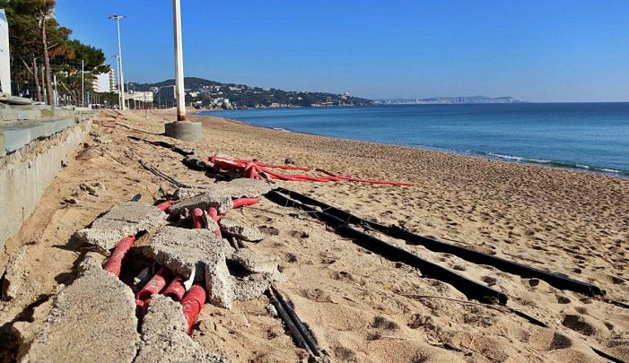 La reforma del tram de passeig de Platja d’Aro danyat pel «Gloria» començarà el dilluns