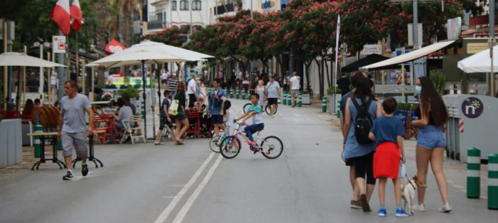 Platja d’Aro recupera els aparcaments que va suprimir quan va peatonalitzar l’eix comercial per la pandèmia