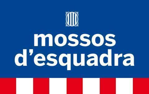 Els Mossos d’Esquadra detenen un home per cremar quatre vehicles i dos contenidors a Sant Feliu de Guíxols i Palamós