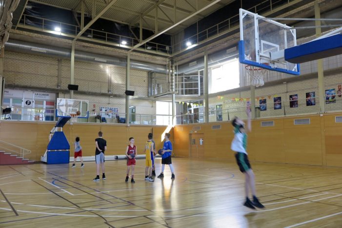 Una desena de joves participen en el campus de Setmana Santa del Bàsquet Girona a Platja d’Aro