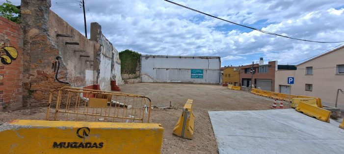 Obert al públic el nou aparcament gratuït del carrer Gravina