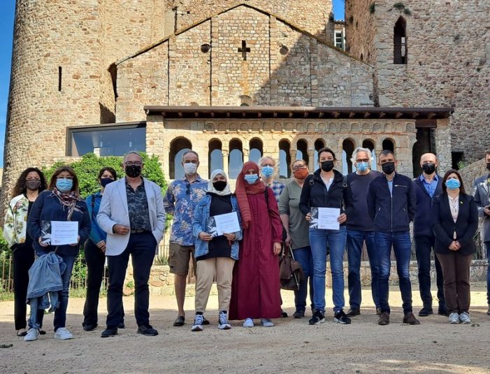 Beques Langdon-Davies a Sant Feliu per aprendre idiomes estrangers